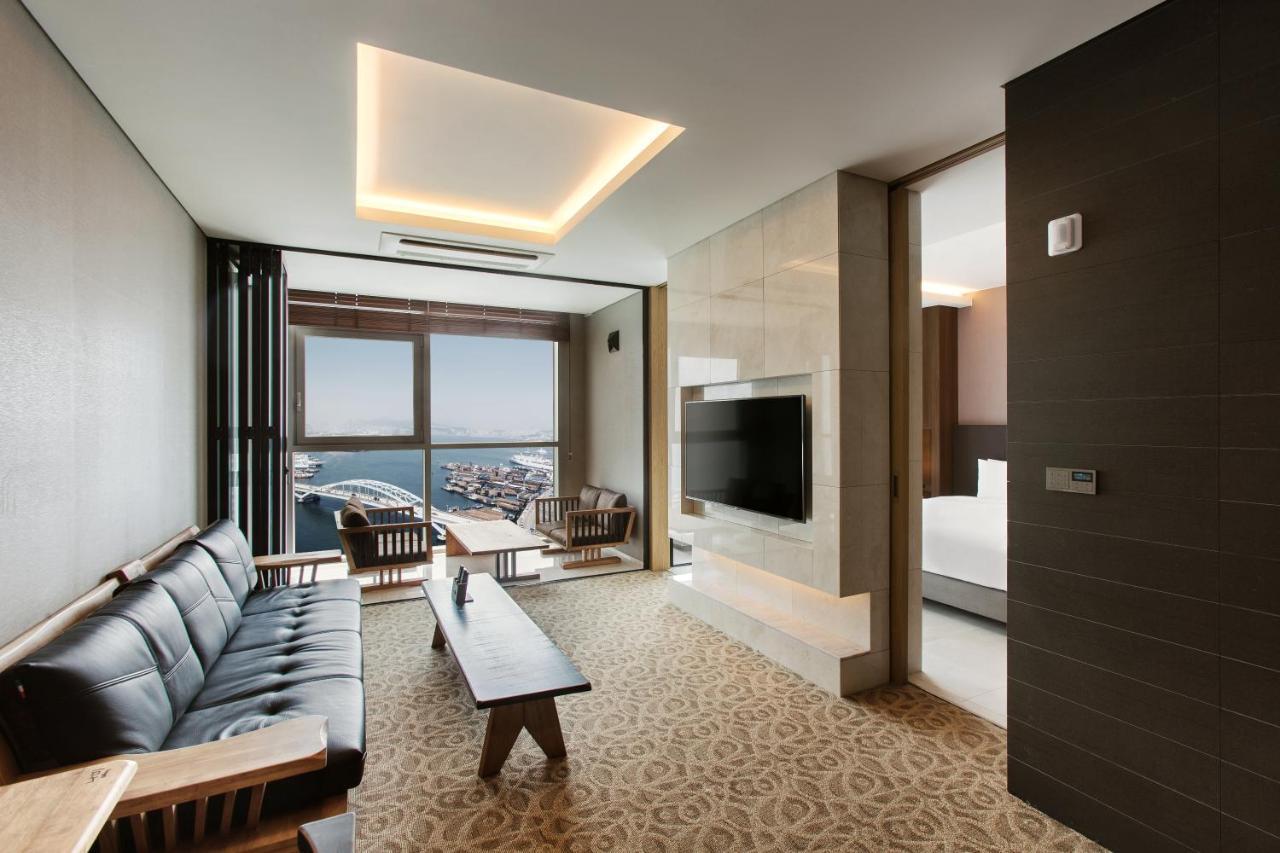 Hotel Adela Busan Exterior photo